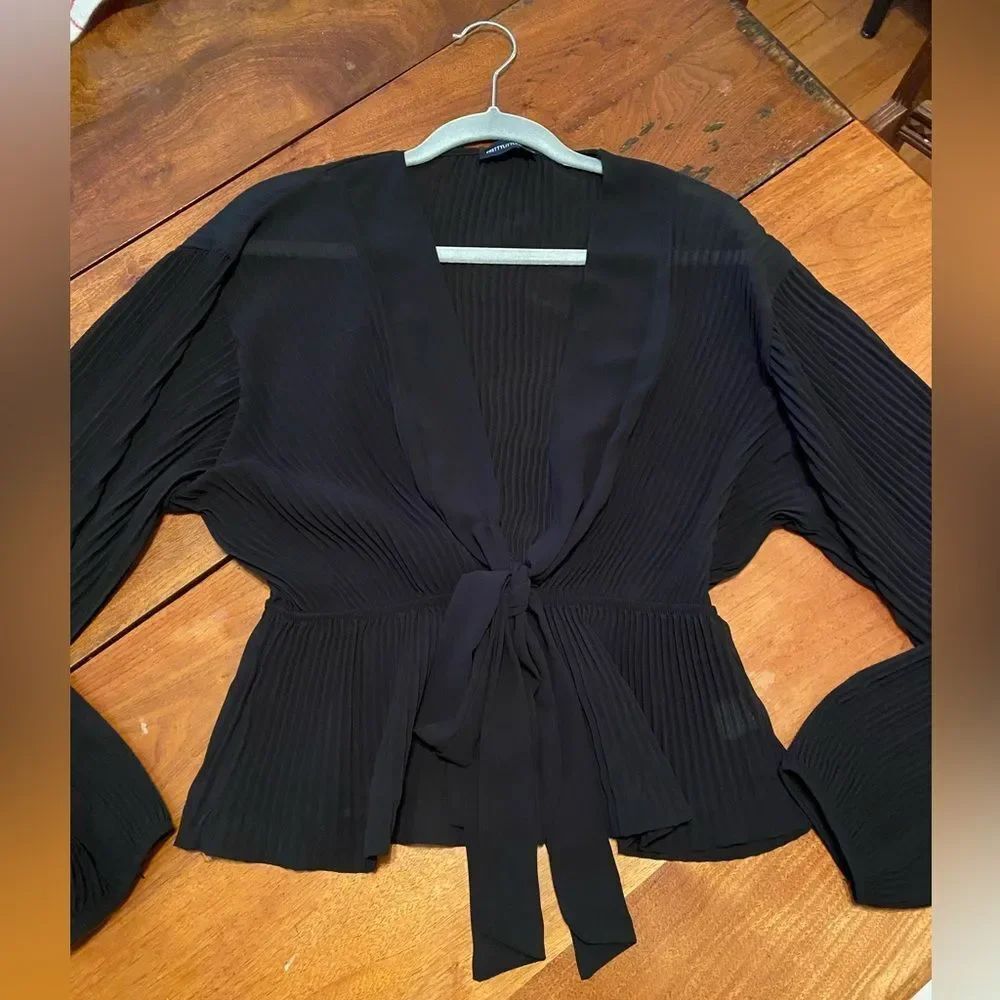 PrettyLittleThing Black Sheer Ruffle Top Size Medium Feminine Going Out Blouse - Picture 3 of 7